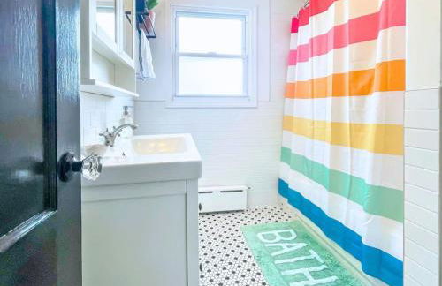 The Jewel of The Cove - Historic Coastal Retreat - Foto 34