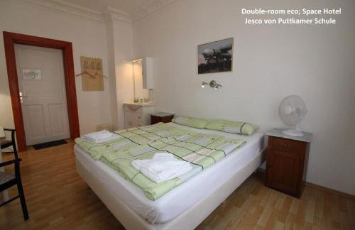 Space Hotel im Campus der JvP Schule - Foto 51