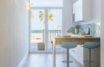 Exclusive beachfront apartment - Foto 1