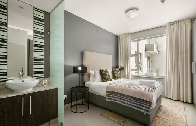 The Tyrwhitt 307 - Photo 2