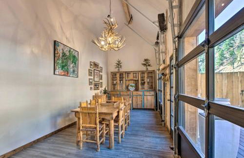 Unique Mtn Getaway with Stunning Outdoor Area! - Foto 12