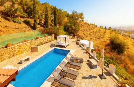 Villa Clara beautiful villa, heated pool, 10 min beach by Rentasunnyplace - Foto 4