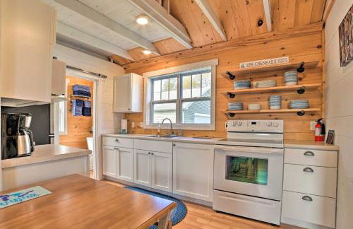 Cozy Cedarville Cottage - Walk to Lake Huron! - Foto 8