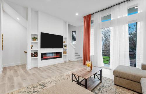 Modern 2BR l Pet-Friendly l Private Baths - Foto 17