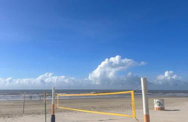 APTO BEIRA MAR - ACONCHEGANTE _ VARANDA GOURMET - WIFI - NETFLIX - TV A CABO - PRAIA GRANDE - Photo 39