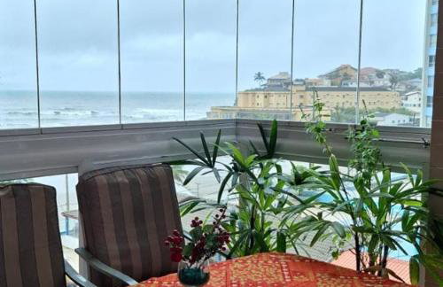 Apartamento, ampla sacada com vista para o mar! - Foto 3