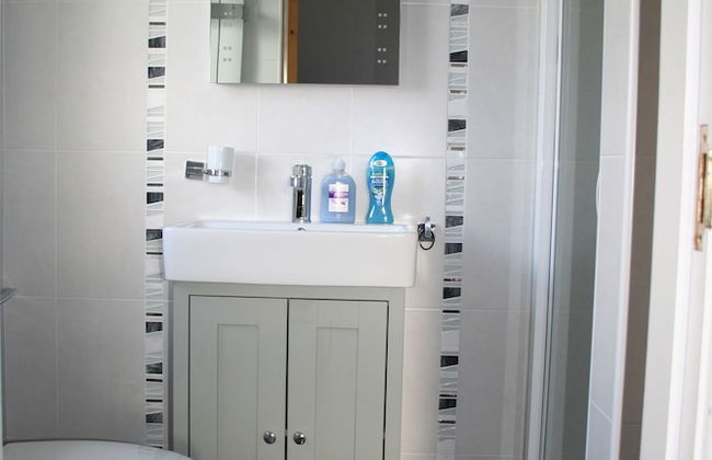 Lios Mór - 5 bed self catering house - Photo 26