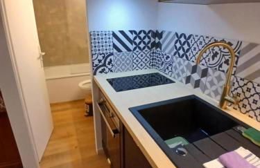 Studio 20m2 - stationnement gratuit - WiFi - Foto 2