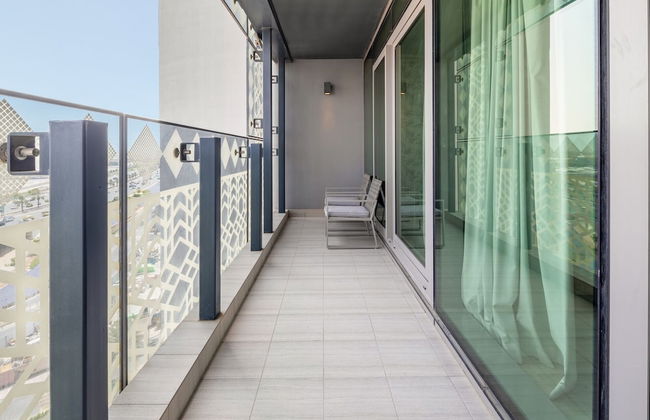 Superb And Modern 1BR on a Premier Waterfront Location! - Photo 18