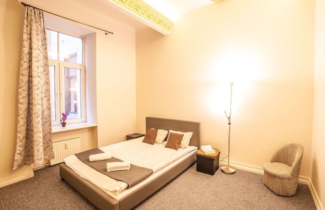 Mosaic Center Apartments - Photo 15