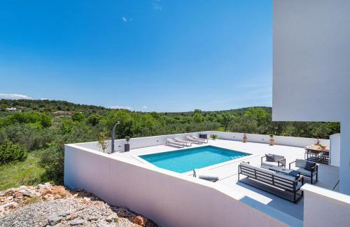 Villa Kurnatari - Photo 28