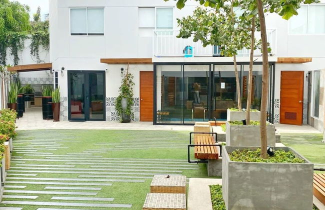 w Charming 2BR Near Central Restaurante - Photo 21