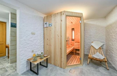 Lovely Home In Lestakovec With Kitchen - Foto 9