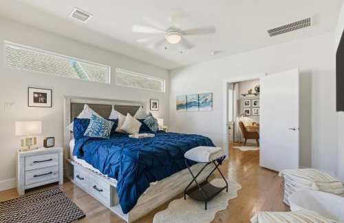 5 mins to Downtown - Houston Rodeo - Sleeps 7 - Photo 4