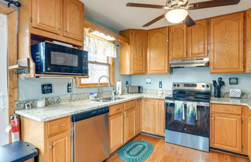 Family-Friendly Perks! Secluded Tuckasegee Haven - Foto 9