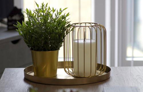 2 Bed 2 Bath Apartment Close to City Ctre Sleeps 5 -Free Parking - Foto 4