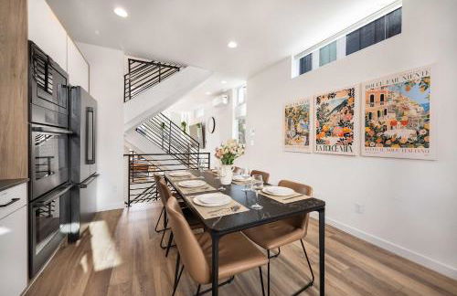 2022 Modern 3BR Tesla Charger City Views - Foto 23