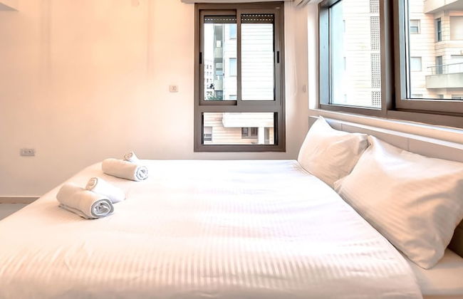 Condo & Pool in New North by FeelHome - Foto 4