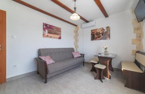 Serene Retreat Holiday Home With Pool - Foto 41