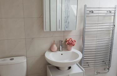 Deluxe Spacious Apartment in Chadwell Heath, London - Foto 10