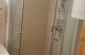 Appartement T2 avec son rez de jardin de 40 m2 5 couchages 250m de la plage et 15km de l'Arena - Foto 13