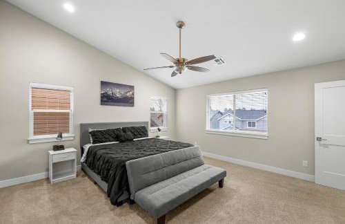 Modern Flagstaff Getaway with Mountain Charm. - Foto 15