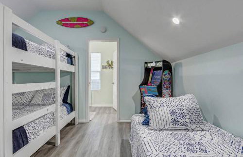 Large 5bd Hot Tub w Ocean View, Firepit & Gameroom - Foto 28