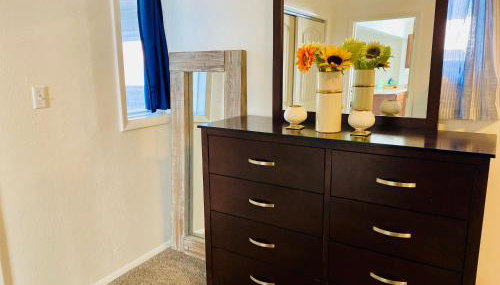 Bo's Copper City Charmer, easy Freeway Access, open floorplan - Foto 5