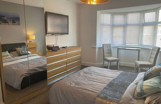 6 Bed-sleeps 12-hot Tub-free Parking-pet Friendly - Photo 15