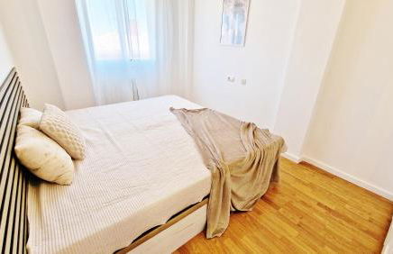 Velez Nazari VILLALOLA - Photo 35