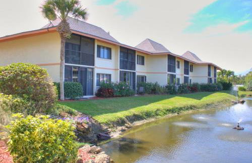 Chic Ocean Getaway - Walk to Beach, Pool & Hot Tub - Foto 13