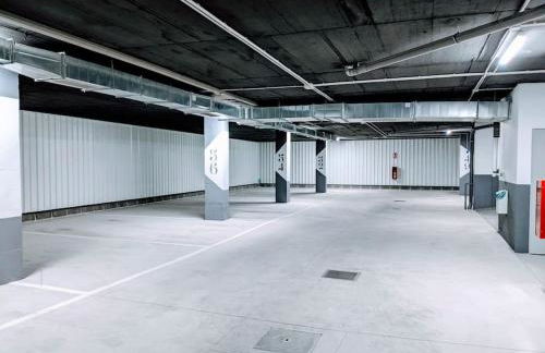 Historical center flat with pool, tennis & parking - Photo 21