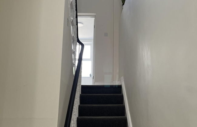 New Spacious 4 Bed Apartment in Kew Bridge - Foto 30