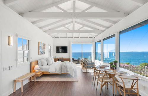 Distinguished Oceanfront Point Estate with Iconic Beach Mountain Vistas - Foto 56