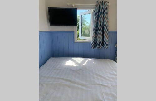 Apple Tree Hut - Photo 20