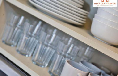 Centrally Tucked Away Private 4bed - Free parking! By Hinkley Homes Short Lets & Serviced Accommodation - Foto 5