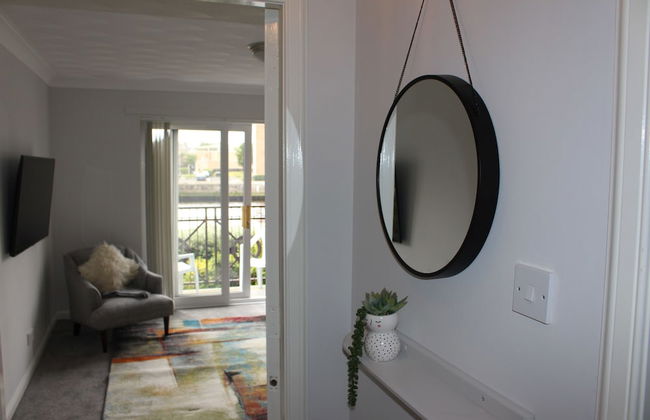 Riverside Apartment - Foto 25