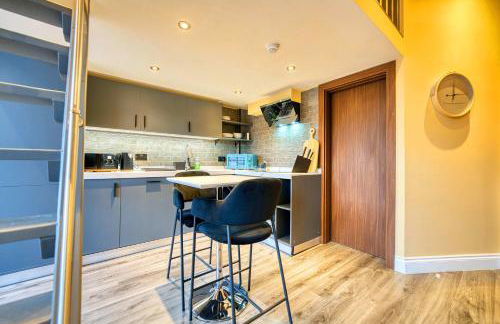 Union Court Mezzanine - B9 - Building has no lift and stairs to all apartments - Foto 11