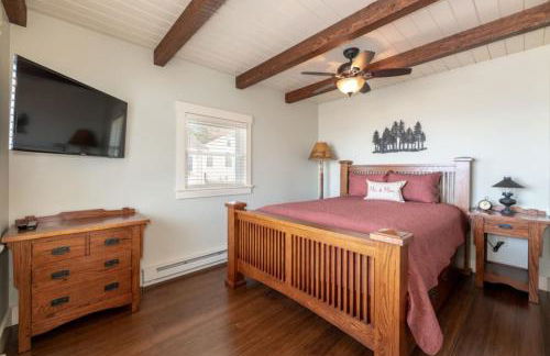 Sunny Shores - Lake days, Pool dips & Concerts - Foto 4