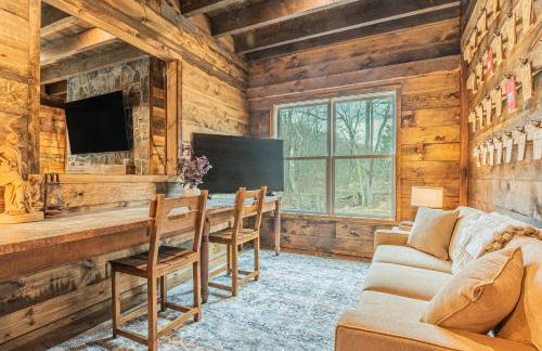Modern Barn with Hot Tub, Game Room & Sleeps 14 - Foto 10