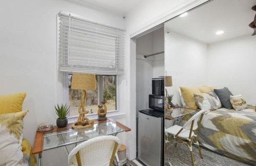 Stylish Hot Tub Retreat with Ping Pong home - Foto 31