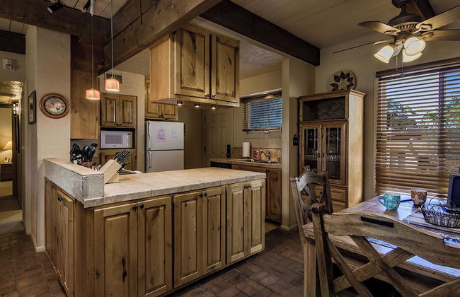 Artist Road - Photo 16