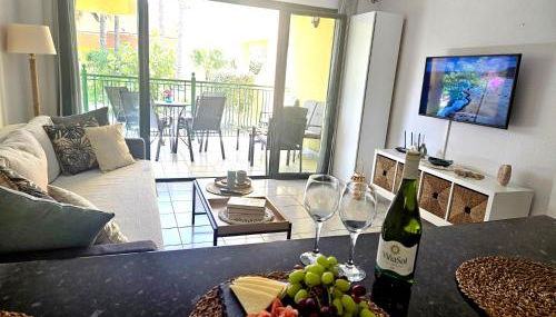 Vv Atlantic Garden with pool view, near beach - Photo 3