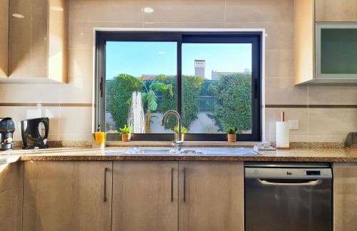 CASA LIMÃO - Private Pool & Garden - Beach & Center 650m - Foto 19