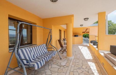 6 Bedroom Awesome Home In Prolozac - Foto 15