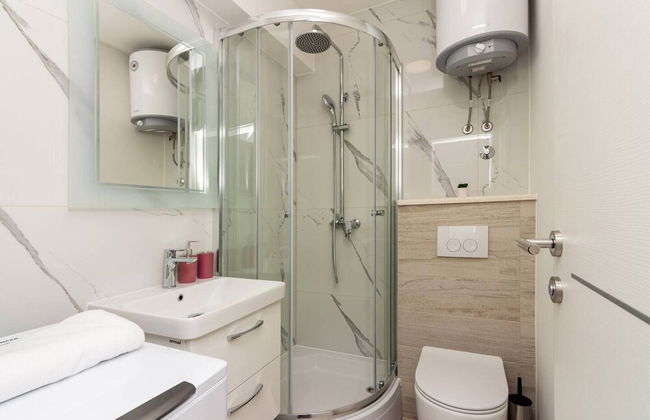 Modern Apartments With Private Balcony Kaštel Novi - Foto 49