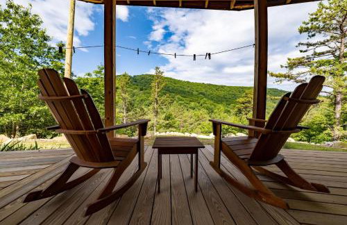 Secluded LUX Bunker Hot Tub, Views & Trails - Foto 8