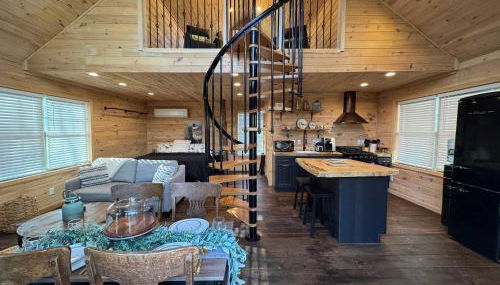 Treehouse Duo Lakefront 2 Private Hot Tubs - Foto 3, pet friendly