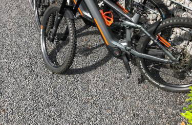 4 Sterne Ferienwohnung Schlossblick Sauna Pool Whirlpool pri - Foto 18