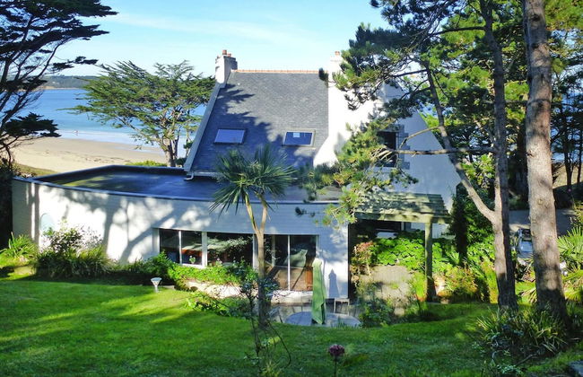 Cottage in Locquirec With Beach Access - Foto 1